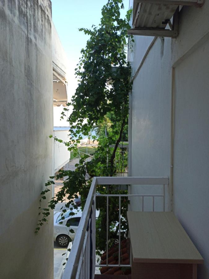 Zorbas Sand Aparthotel Flogita Quarto foto